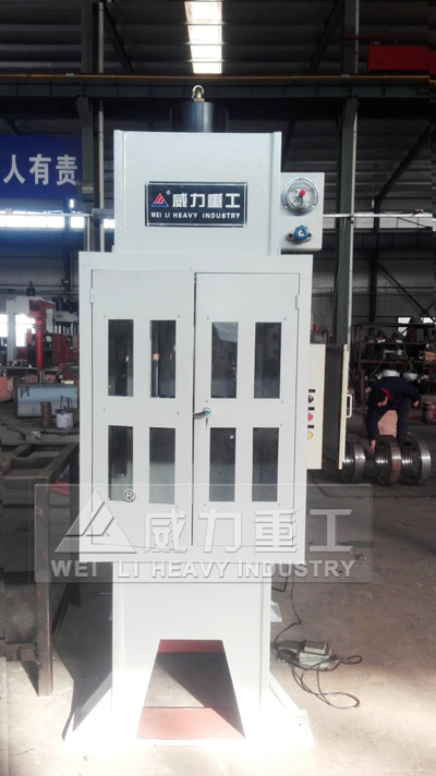 63噸單柱油壓機(jī)