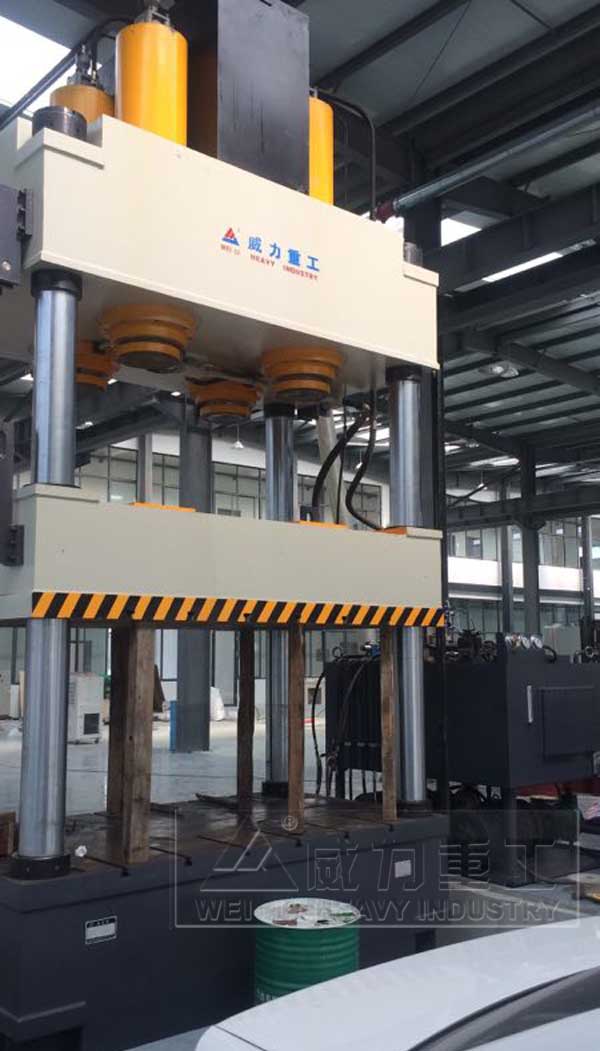 1000噸四柱壓力機