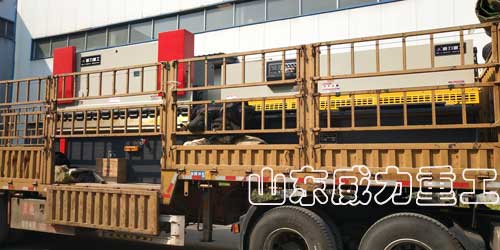 剪板機(jī)折彎?rùn)C(jī)裝車發(fā)貨