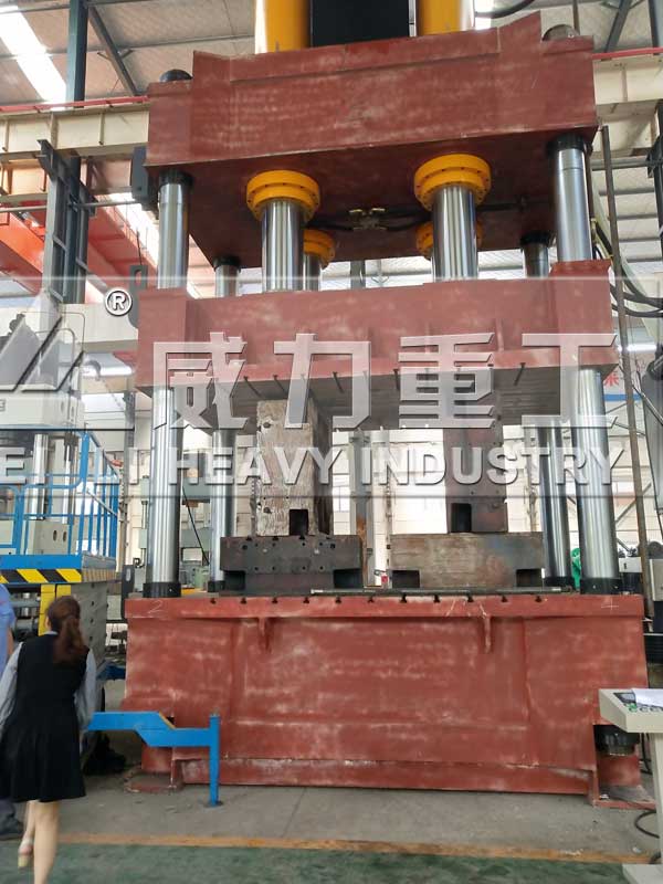 1600噸四柱油壓機車間裝配圖