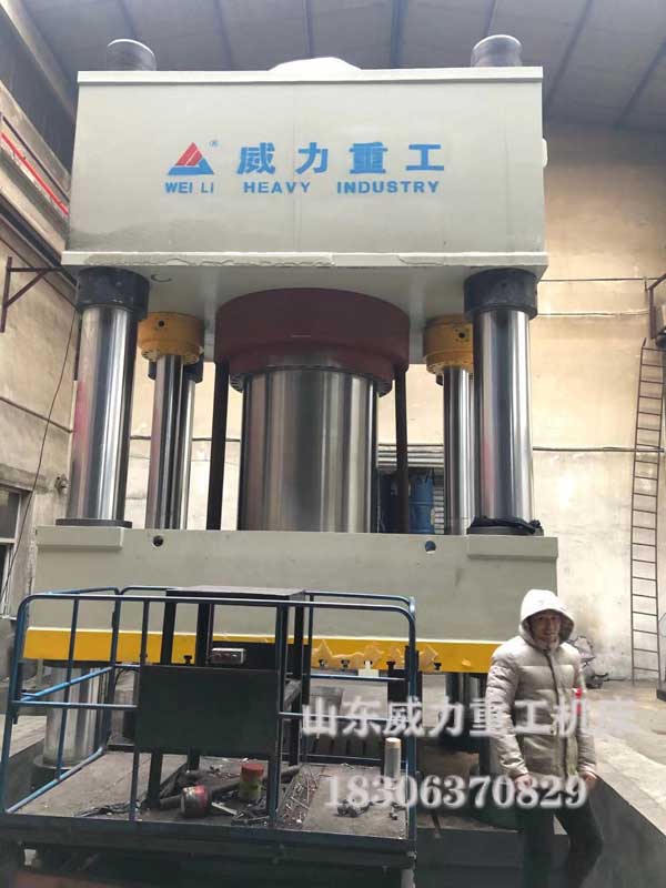 4000噸熱壓鍛造油壓機(jī)