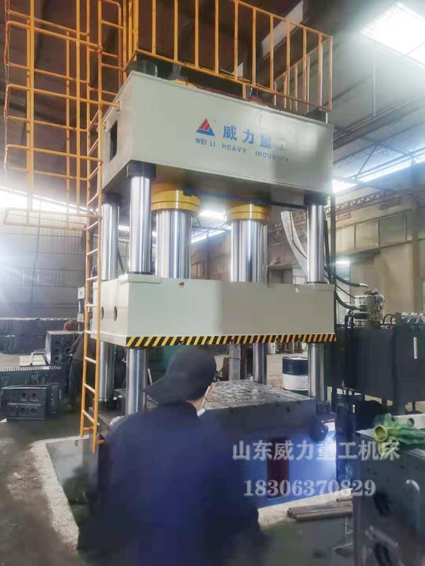 800噸汽車零部件拉伸油壓機